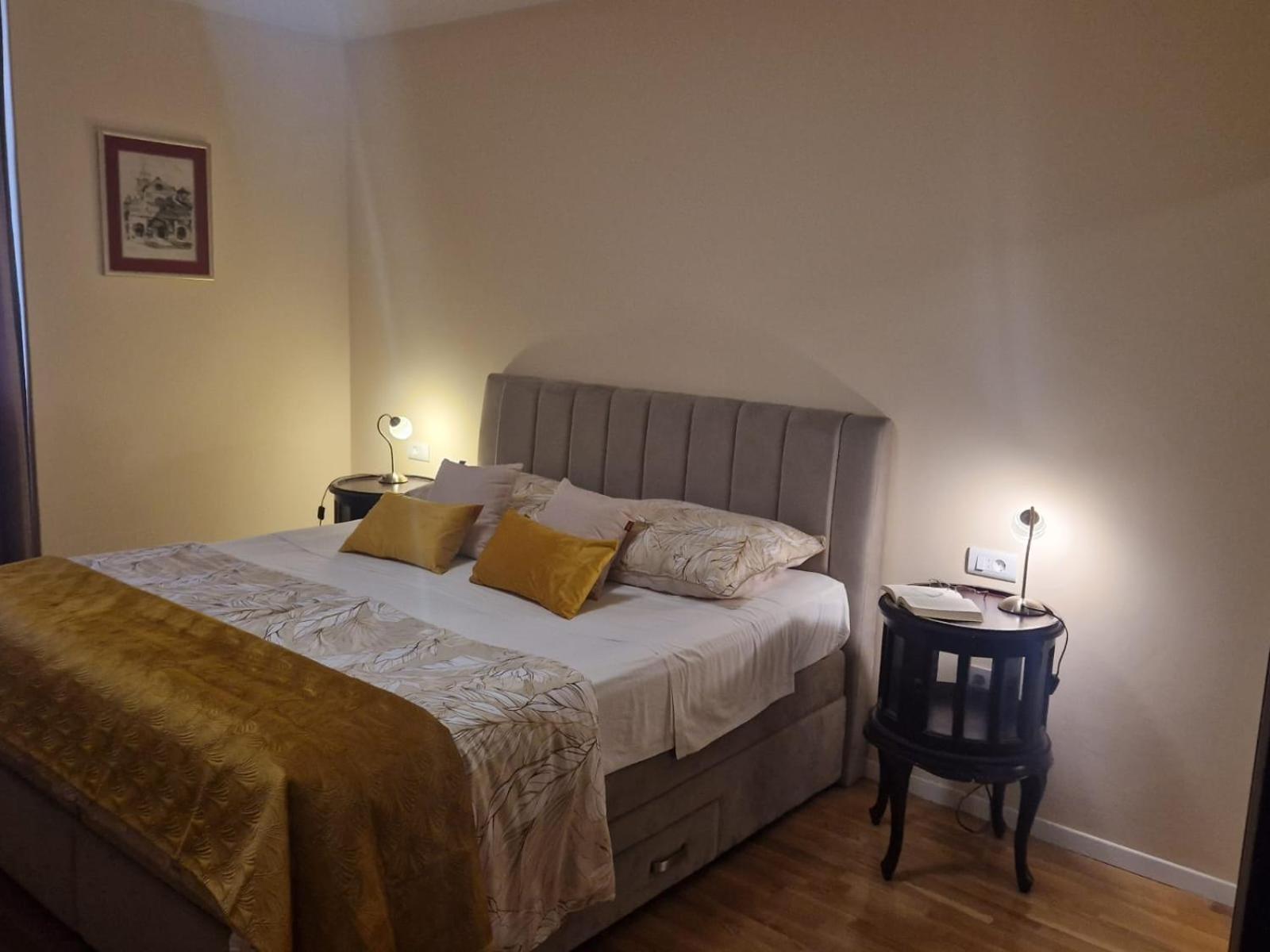 La-la Gostinjska kuća 3*